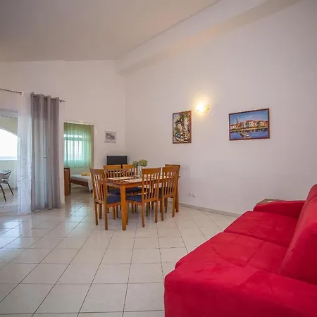 Apartments Villa Sea 1838 Guest house